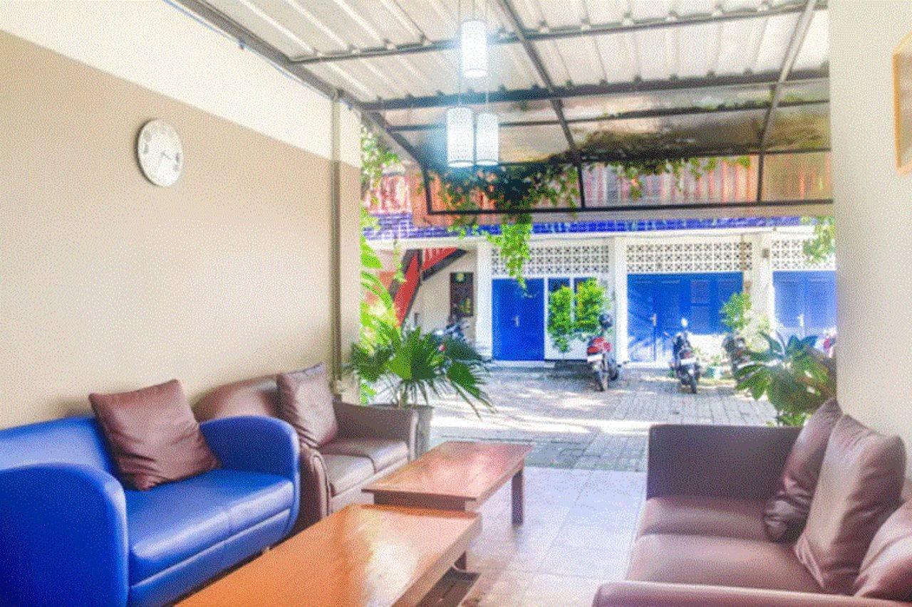 Urbanview Hotel Minongga Pondok Labu By Reddoorz Jakarta Eksteriør billede