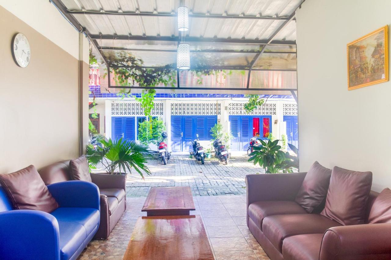 Urbanview Hotel Minongga Pondok Labu By Reddoorz Jakarta Eksteriør billede