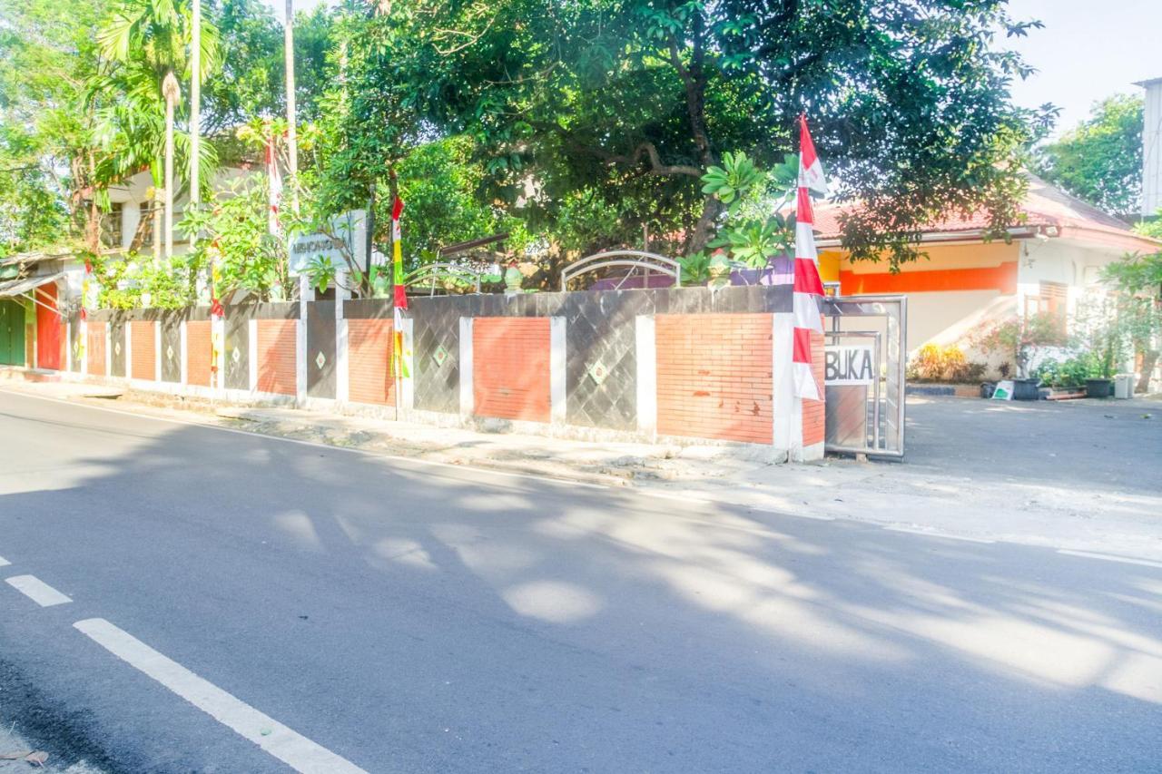 Urbanview Hotel Minongga Pondok Labu By Reddoorz Jakarta Eksteriør billede