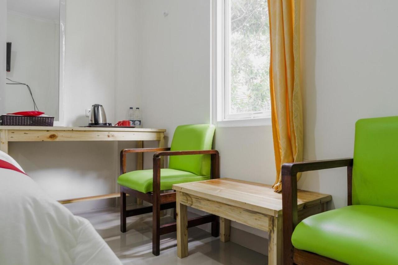 Urbanview Hotel Minongga Pondok Labu By Reddoorz Jakarta Eksteriør billede